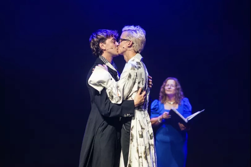 Loved-up Fringe performers tie the knot on stage in first ever for the festival