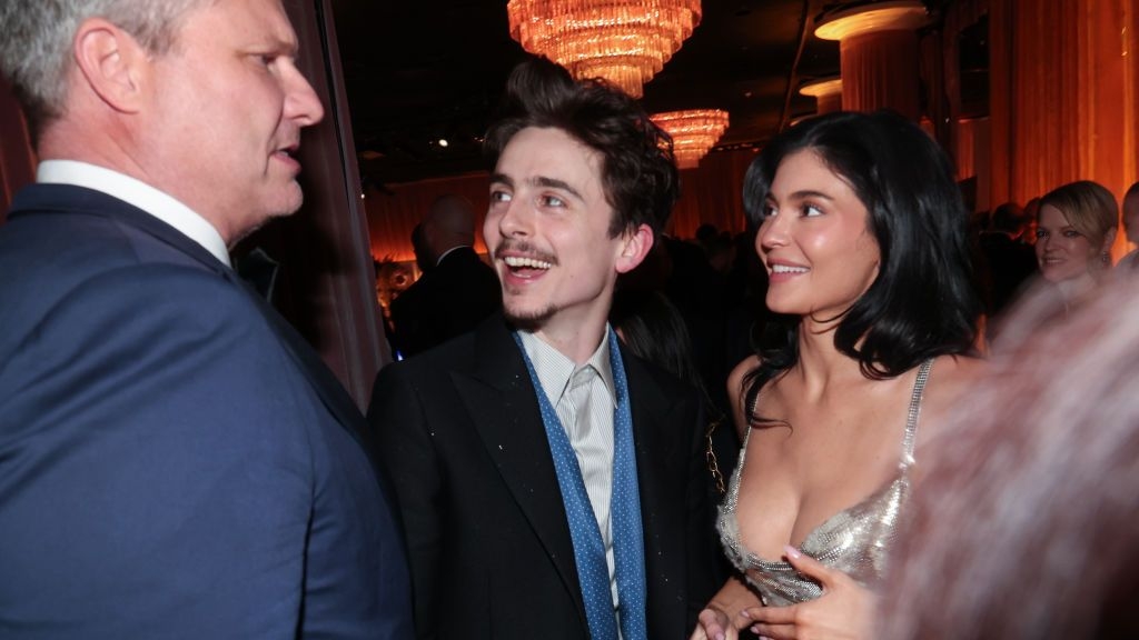 Kylie Jenner Wears Full-Length Coat to 'SNL' After-Party With Timothée Chalamet