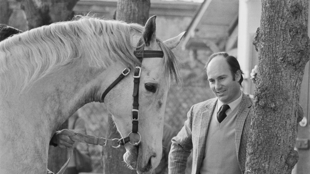 Champion of Islamic Architecture, the Aga Khan, Dies at 88