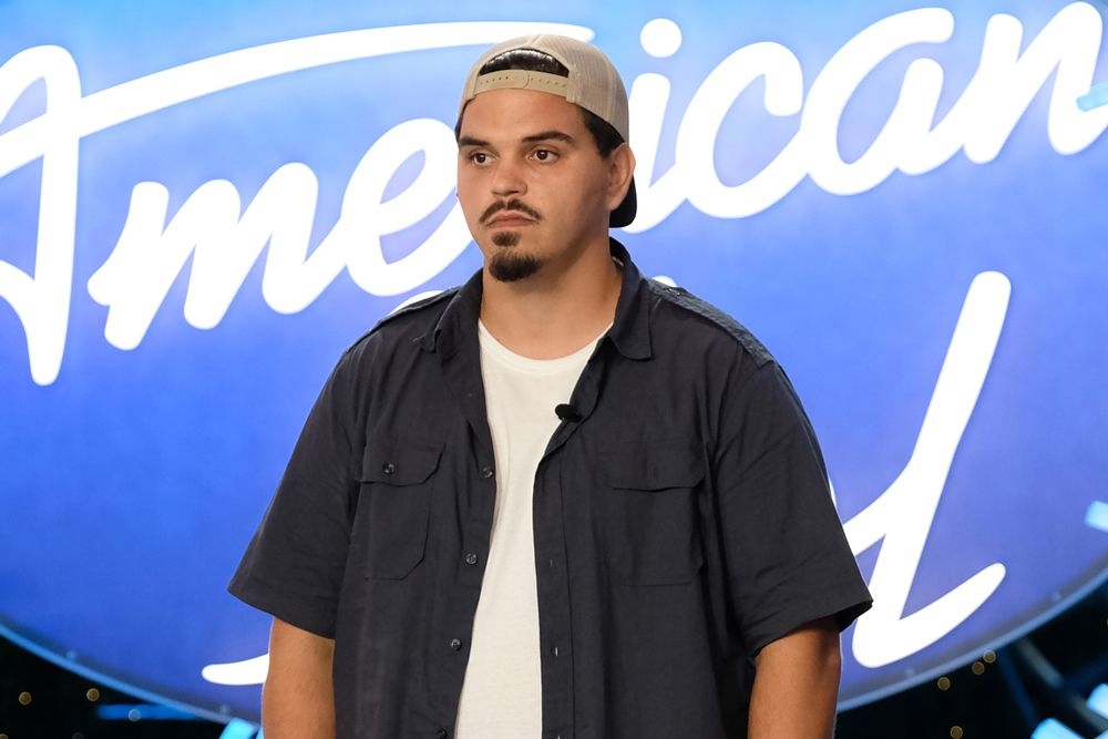 Doug Kiker, 'American Idol''s 'Singing Garbage Man,' dies at 32