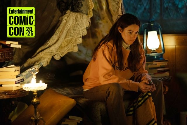 Shailene Woodley shocks Comic-Con crowd in surprise first appearance with 'Paradise 'cast