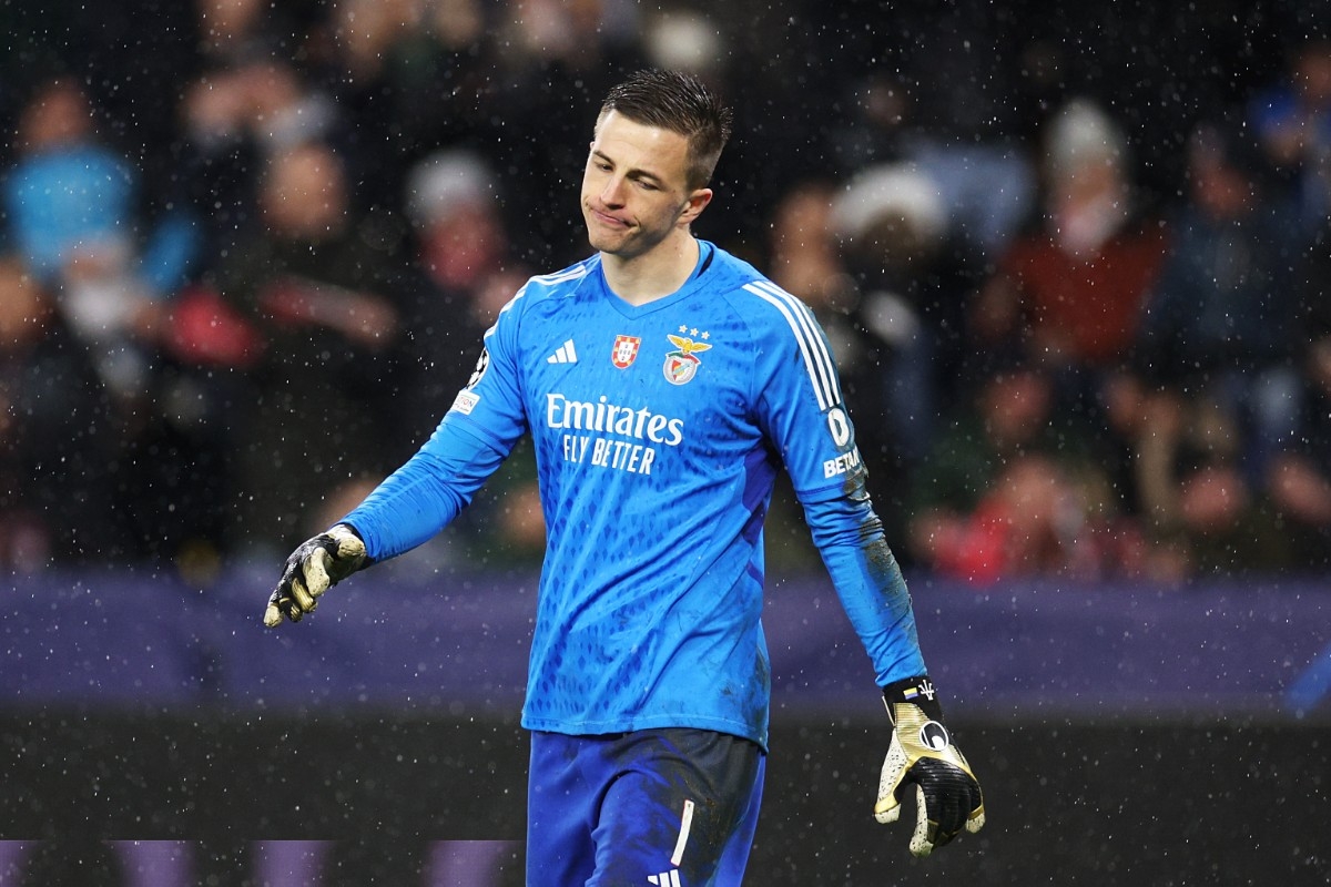 It appears that Manchester City are making moves to address their goalkeeping situation