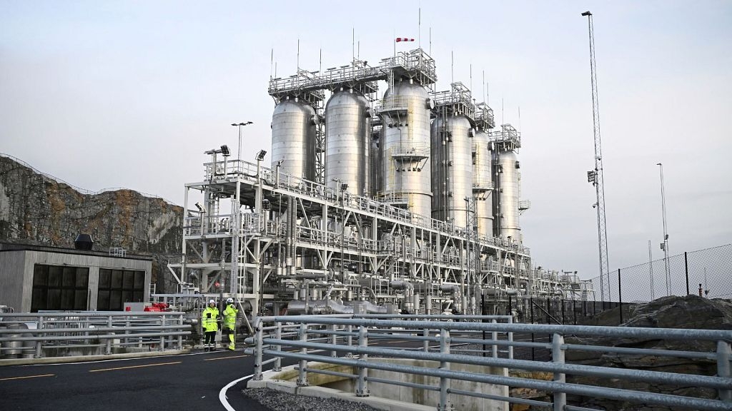Can CCS meet Europe's climate targets? Three projects beset with problems suggest not