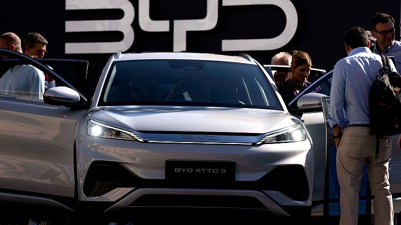 BYD stocks plunge following deep price cuts as EV sales surpass Tesla in Europe