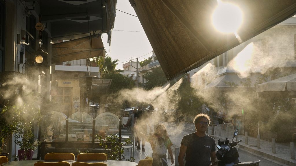 Greece braces for 48 hours of extreme heat stress as temperatures soar above 40°C