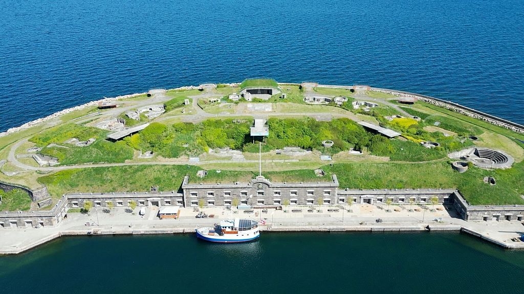 This small island in Denmark lets stressed students unplug from distractions and study in nature