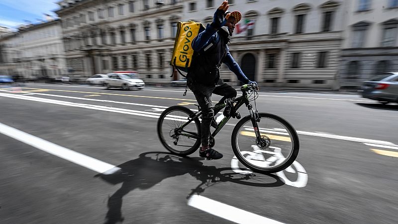 EU clears €4.1bn Just Eat takeover but prevents food delivery mega-merger