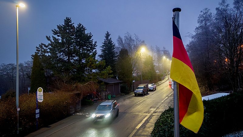 German manufacturing woes continue to keep unemployment rate high