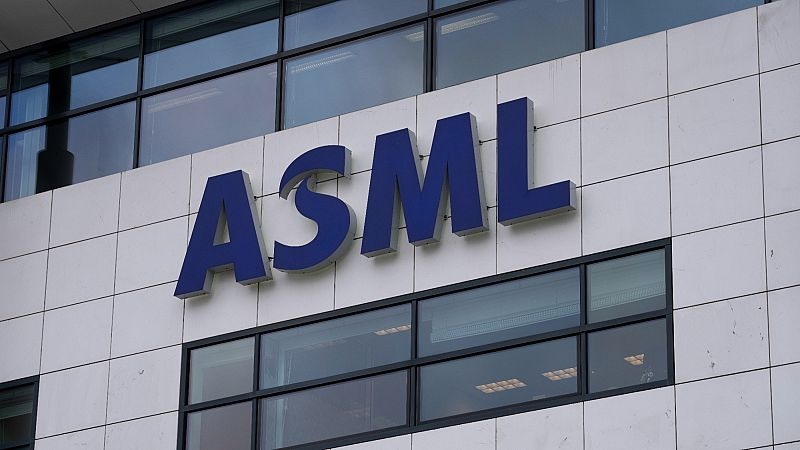 ASML sees share price drop as Trump's tariffs darken outlook