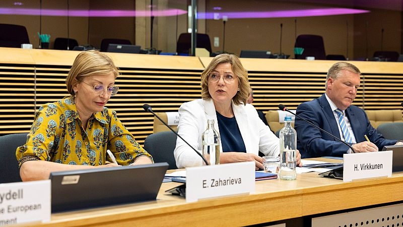 Brussels backs World Economic Forum's push to tackle Europe's decline