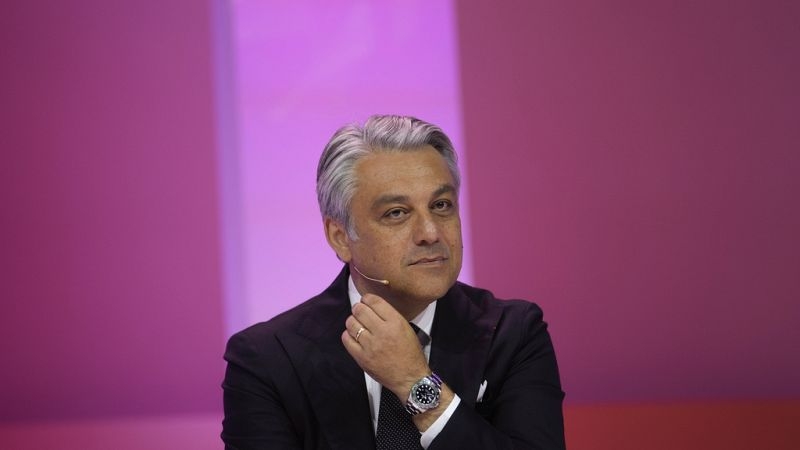 Shock at Renault: Shares plunge as CEO reportedly departs to Gucci-owner Kering