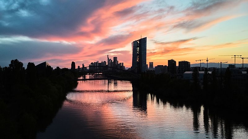 Eurozone grows 0.3% at the start of the year, industrial output soars