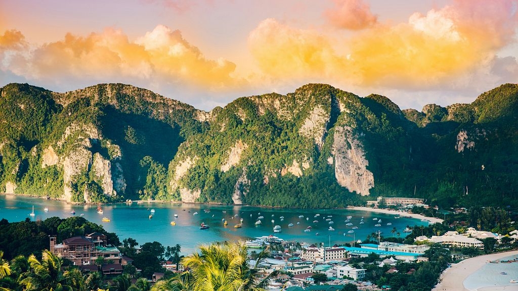 Thailand's visa-free stay will soon be cut to 30 days. Here's what it means for tourists