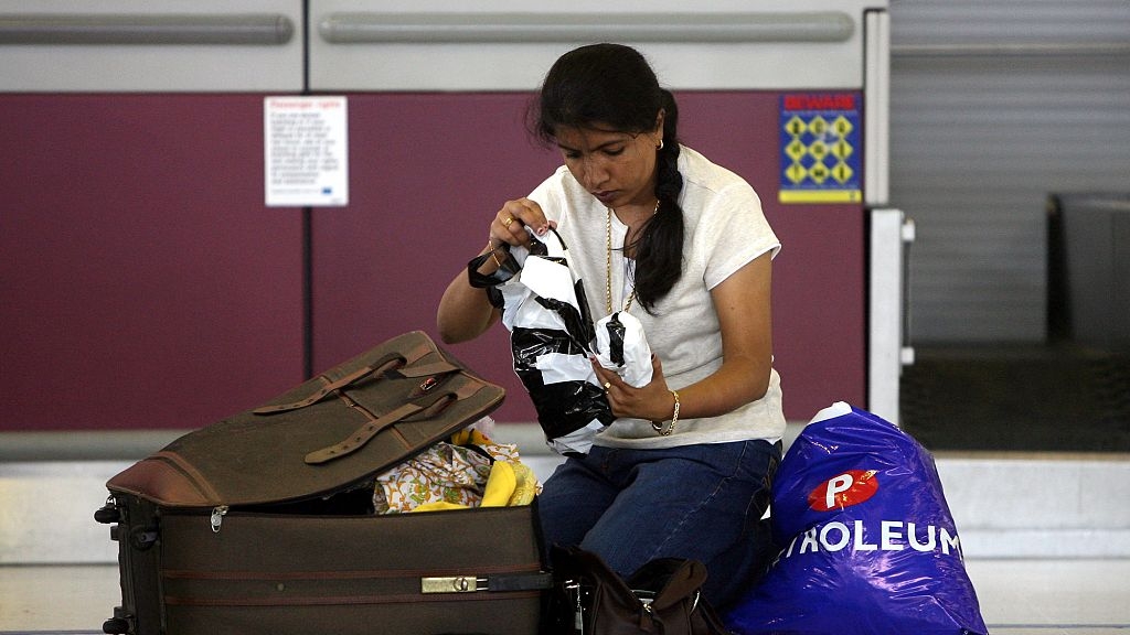 European budget airlines' hand luggage fees ‘violate EU laws', say consumer organisations