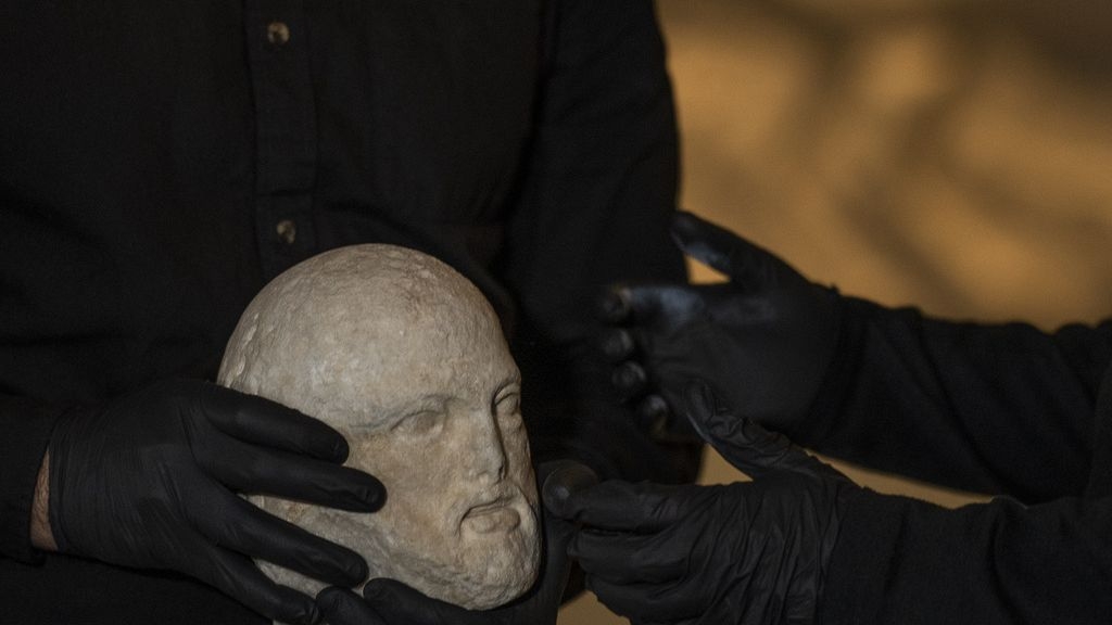Greece welcomes Vatican's return of Parthenon fragments to Acropolis
