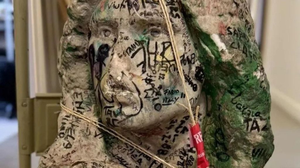 Bust of The Doors' Jim Morrison, stolen from Père Lachaise cemetery, found 37 years later