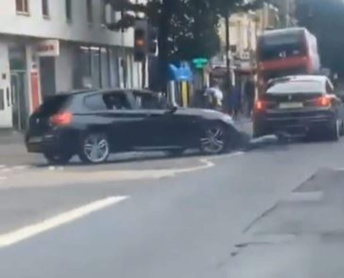 Shocking moment driver mows down cyclist during Islington street brawl