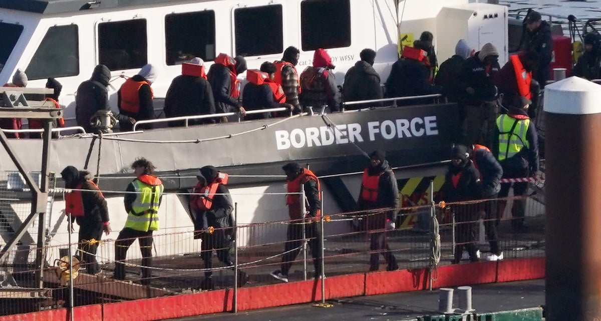 Man suspected of smuggling hundreds of migrants into Europe arrested in London