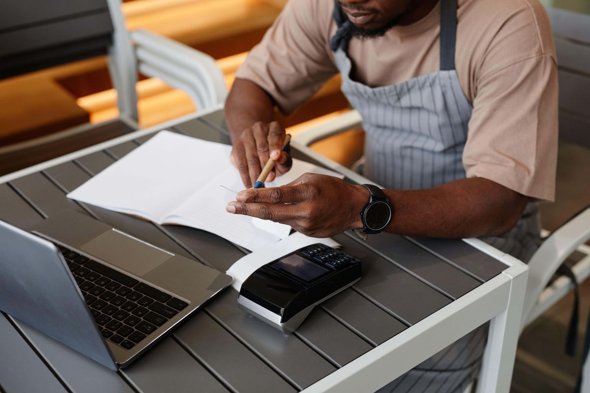 London small business confidence slumps to levels not seen since the pandemic