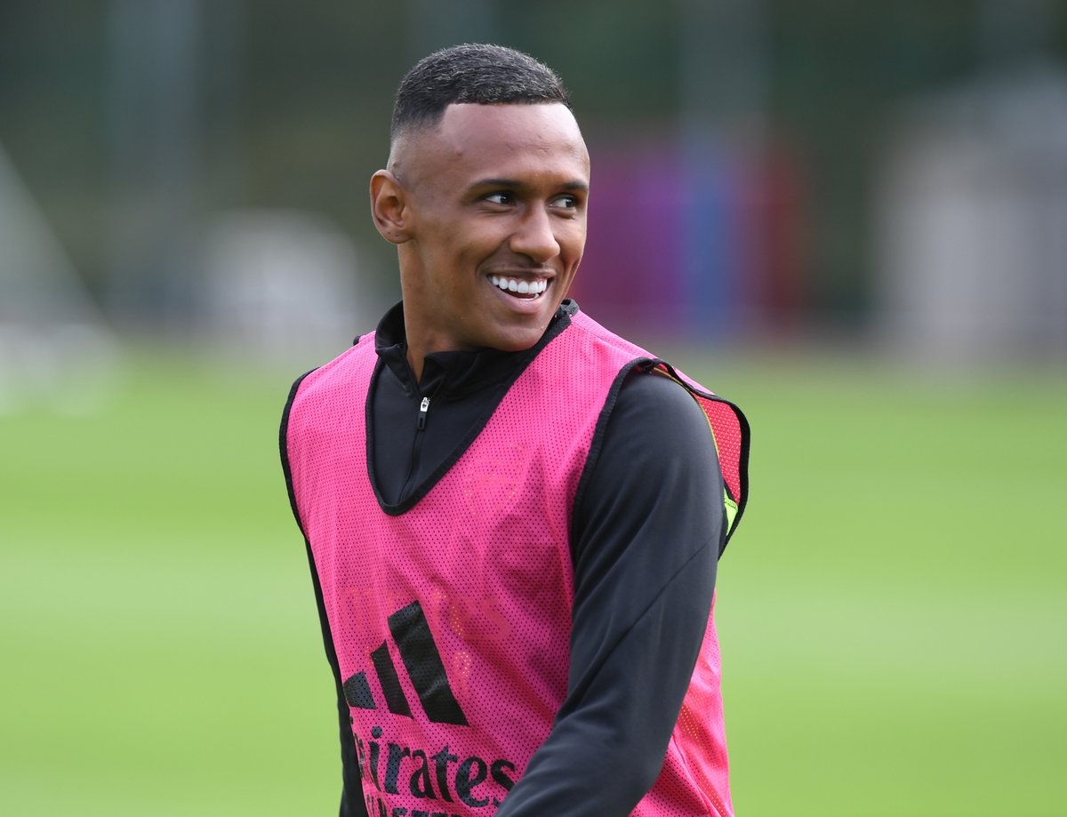 Arsenal agree early summer transfer as deal finalised for winger to leave