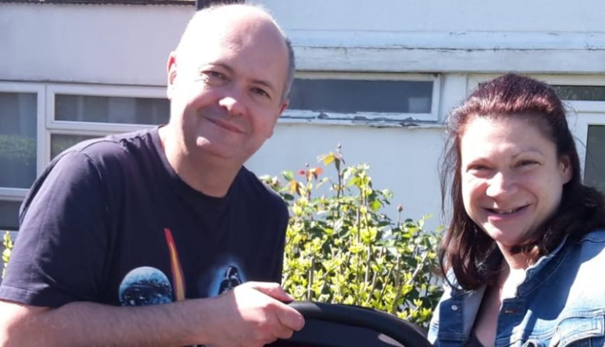 Police chief criticises force after parents arrested for complaining about daughter's school in WhatsApp group