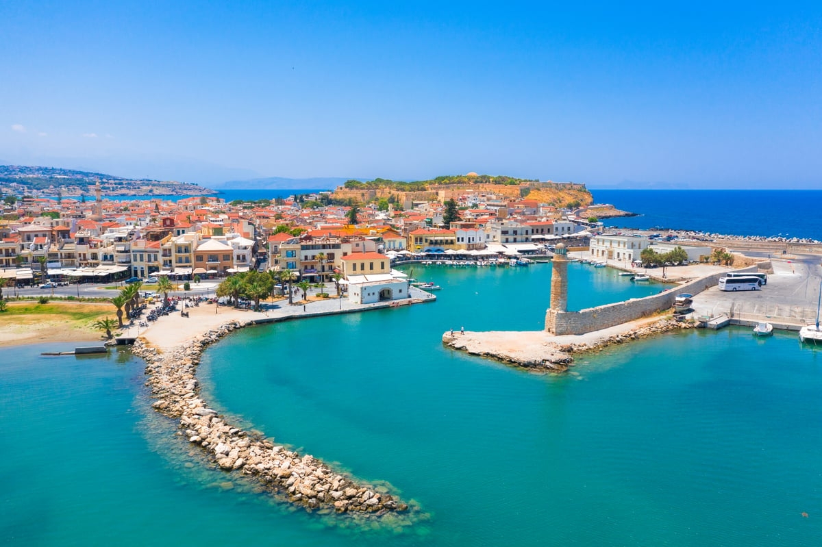 Crete earthquake: Tsunami warning issued and British tourists terrified as magnitude 6 quake hits islands in Greece