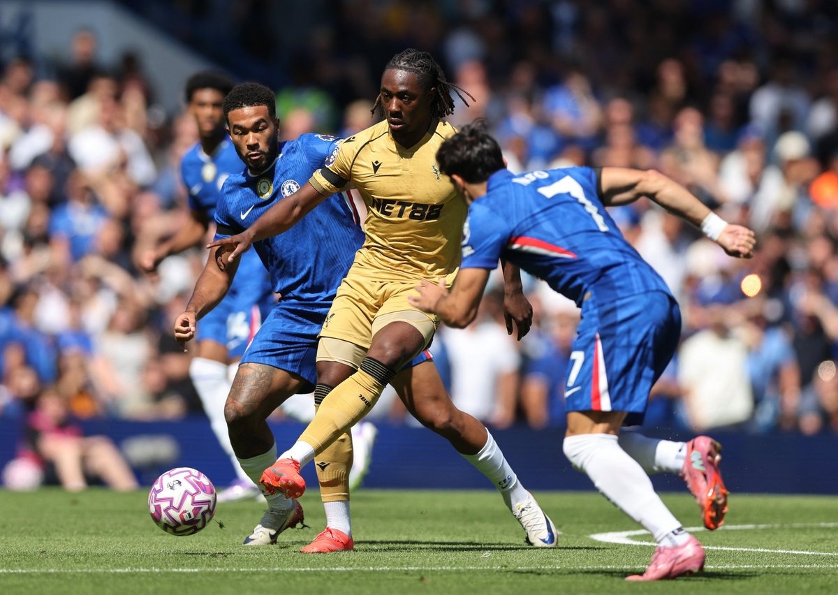 Chelsea 0-0 Crystal Palace: Eberechi Eze free-kick controversially ruled out in goalless derby