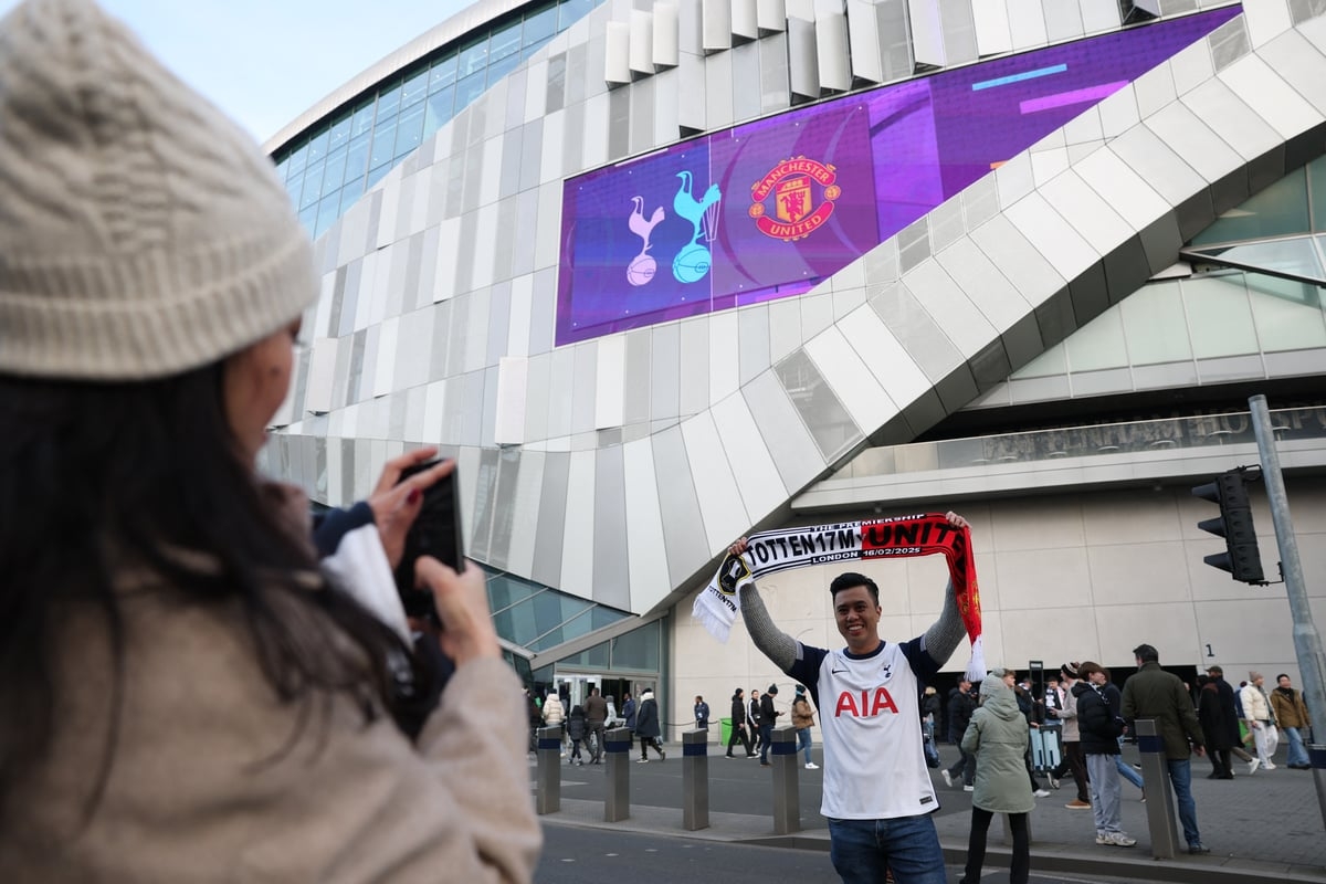 Tottenham vs Manchester United LIVE: Premier League latest score and goal updates today