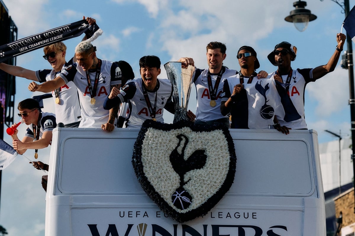 Tottenham announce new contract for defender following transfer links