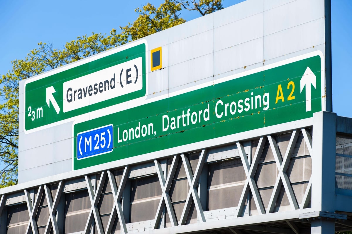BMW driver killed in crash on M25 near Orpington