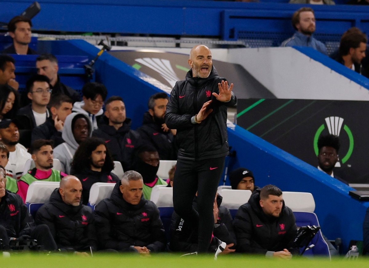 Enzo Maresca puts Real Betis on hold as Chelsea boss relishes 'three finals' in Premier League