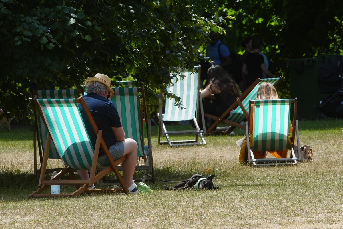 London weather: Capital set for two weeks of glorious sunshine after evading Storm Floris