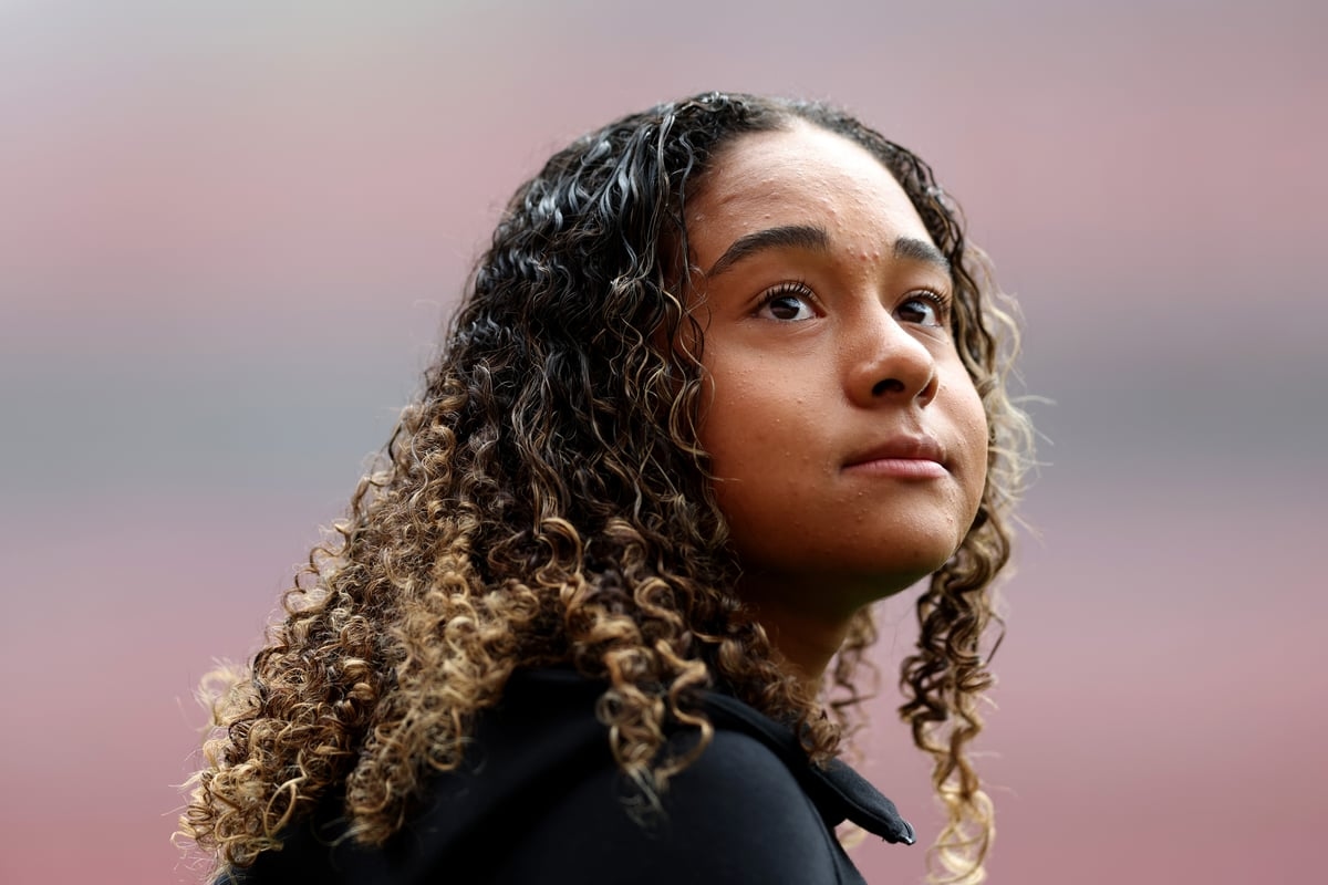 Olivia Smith: Arsenal Women sign Liverpool striker in world-record £1m transfer
