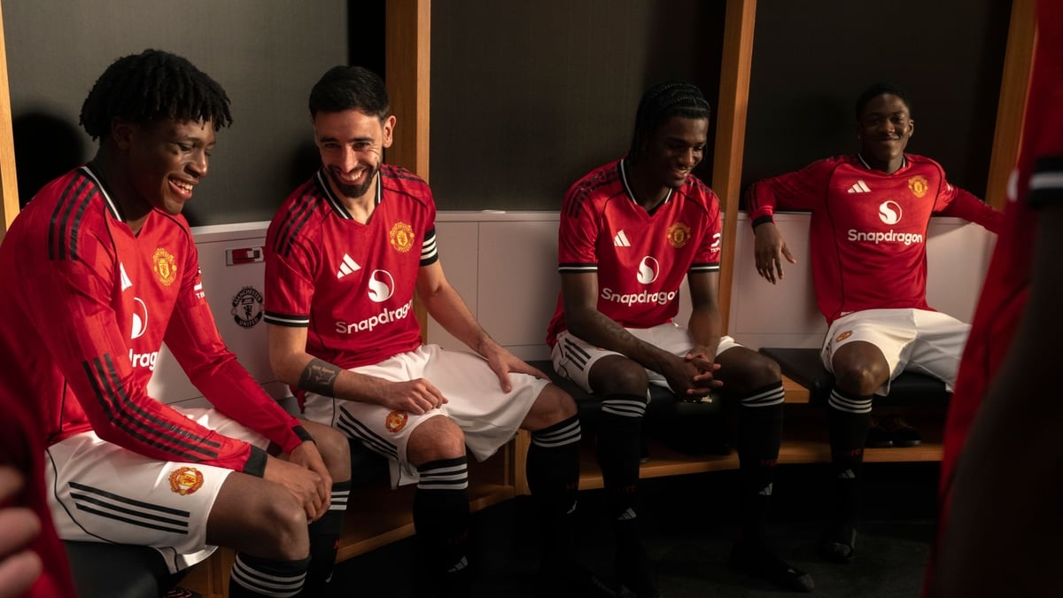 Manchester United unveil new home kit with Old Trafford inspiration