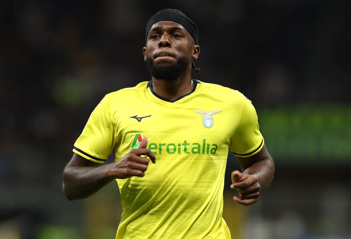 Arsenal confirm first transfer of summer window as early deal finalised for defender to leave