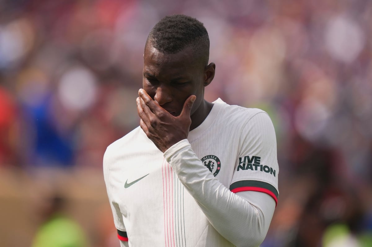 Nicolas Jackson: Chelsea ready to sell striker with Newcastle and Tottenham interested
