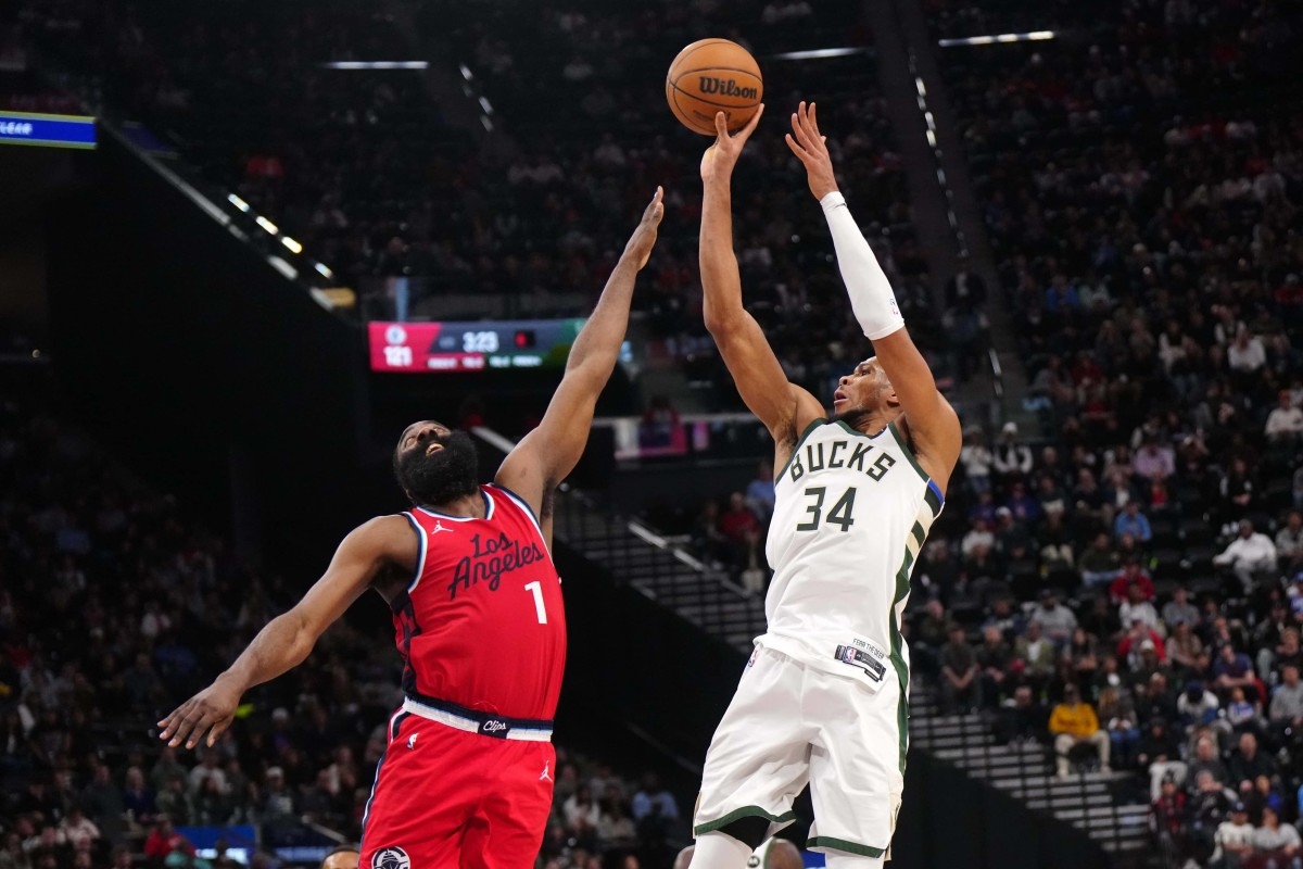 Giannis Antetokounmpo's Former Teammate Says He Never Played With A Superstar Like James Harden