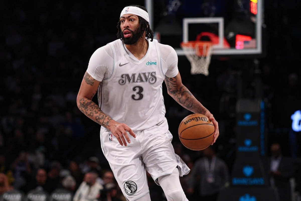 The Mavericks Currently Have 4 Former Lakers Players And 3 Former Coaches