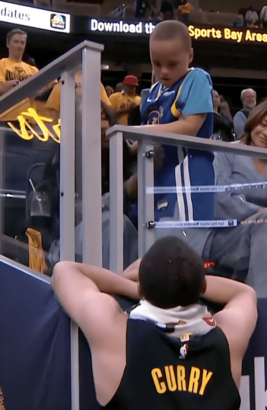 Stephen Curry Comforts Heartbroken Son Canon After Warriors' Game 6 Loss