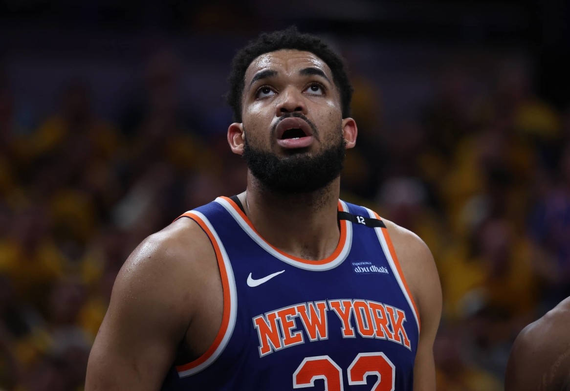 Knicks Players And Coaches Frustrated With Karl-Anthony Towns' Defensive Habits