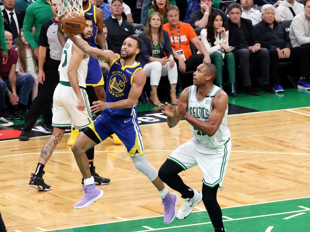 Stephen Curry Indirectly Confirms Warriors Signing Al Horford After His Own Retirement Update