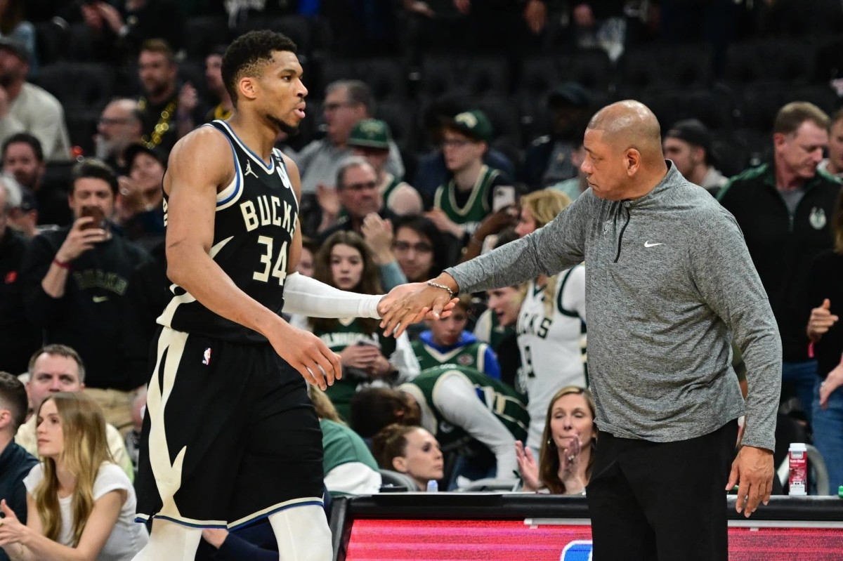 Desperate Trade Proposal Sees Milwaukee Bucks Buying More Time To Keep Giannis Antetokounmpo