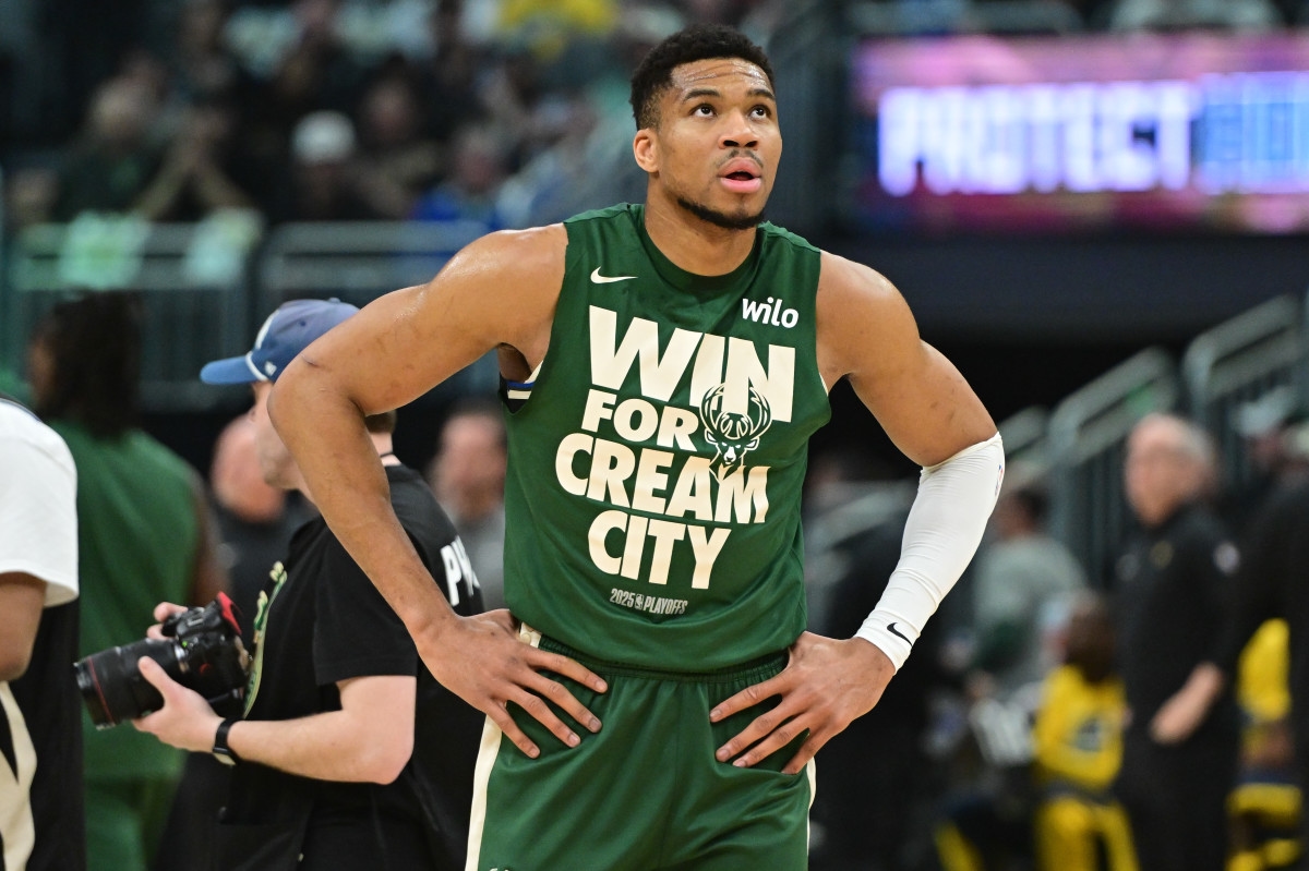 "He Don't Wanna Be There": Rockets Legend Says Bucks Need To "Cut The Cord" With Giannis Antetokounmpo