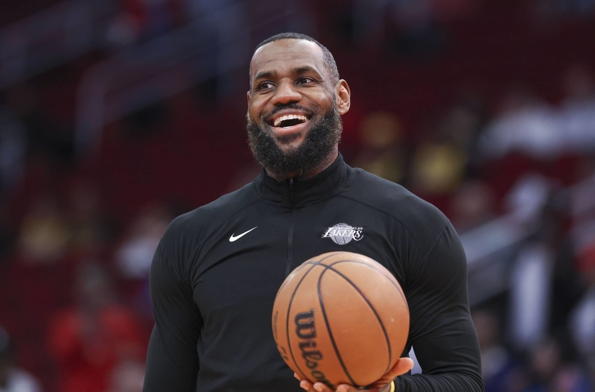 "We're Done With The 90s": LeBron James Takes A Shot At Old School NBA Players While Discussing Basketball's Evolution