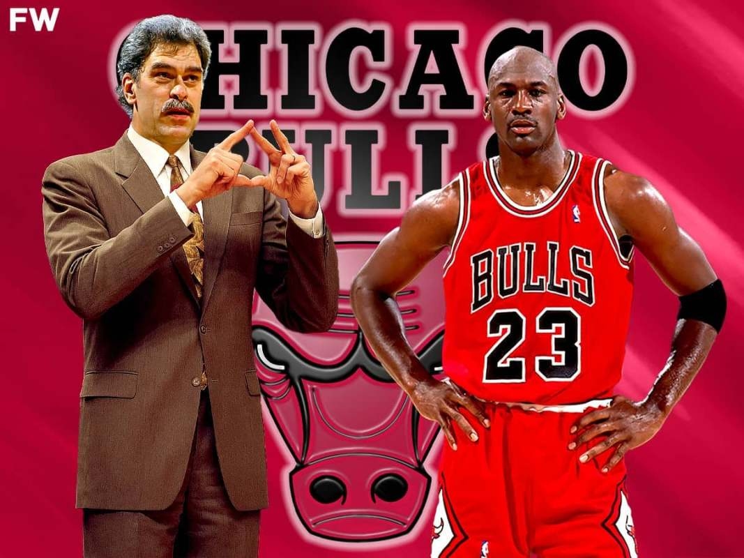 How Phil Jackson's Triangle Offense Turned Michael Jordan Into An NBA Champion