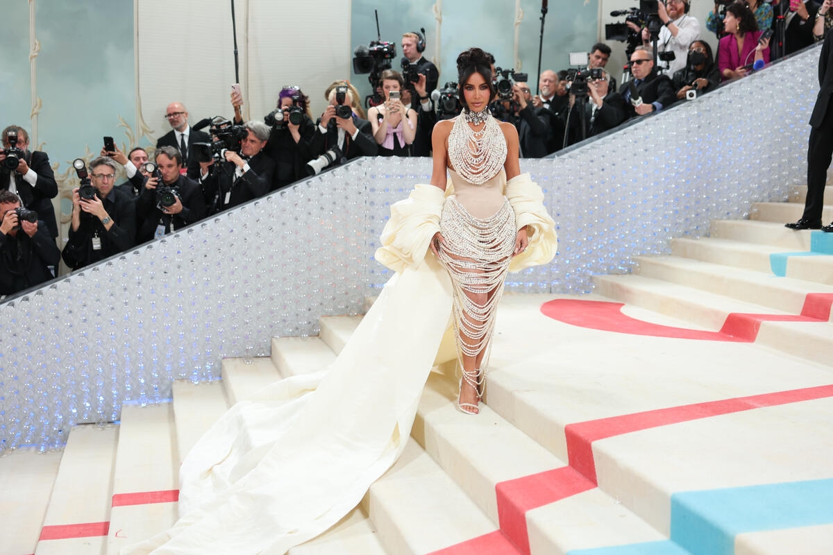 What Is a Lymphatic Drainage Massage? The Treatment Kim Kardashian, Dua Lipa & More Celebs Get Before the Met Gala