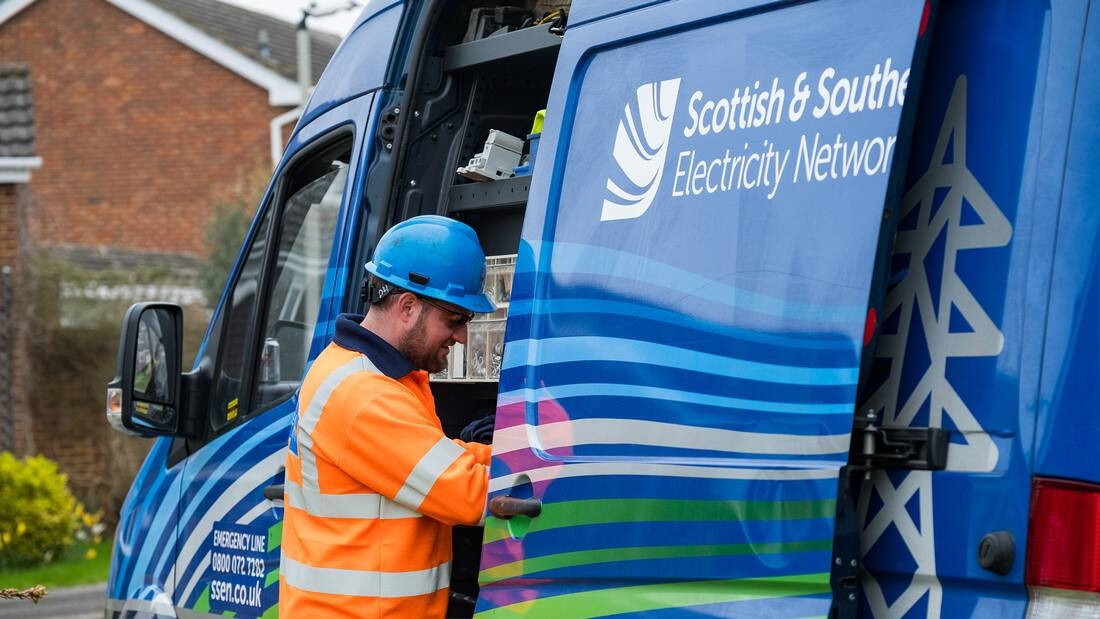 SSE's share price rises a little after it reported flat earnings for 2025