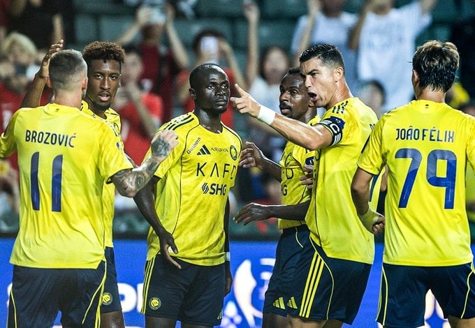 Saudi Super Cup: Sadio Mané sees red against Al-Ittihad