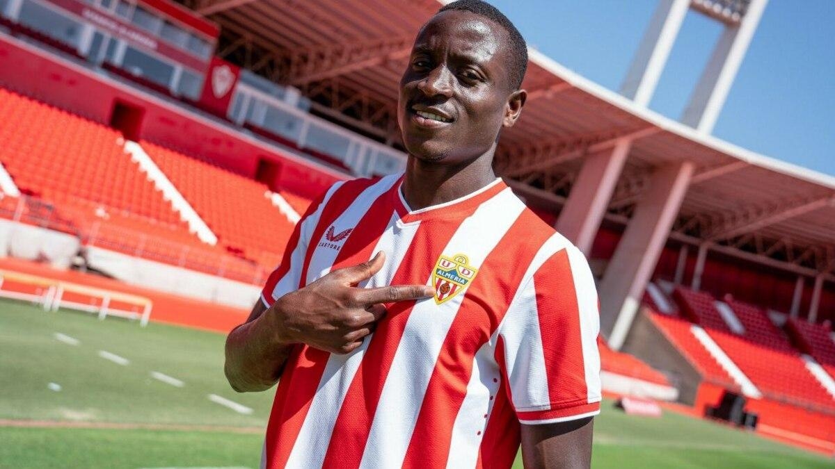 Almeria: Dion Lopy opens his scoring account for the season