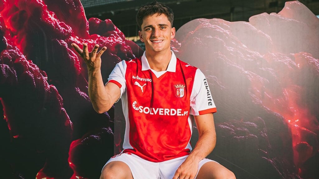 Pau Victor reveals his last conversation with a teammate after leaving Barcelona.